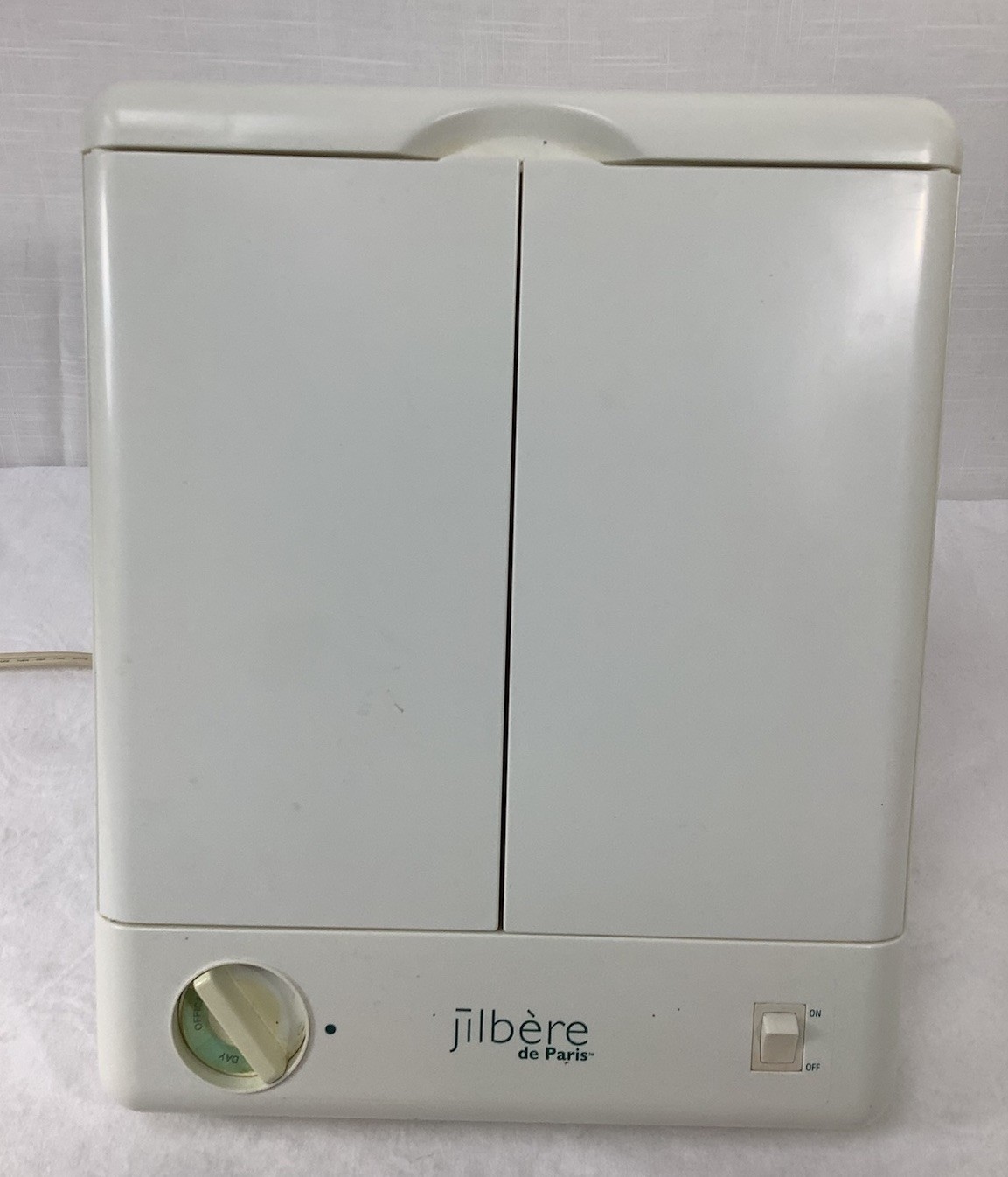 Rare Jilbere de Paris Lighted Makeup Vanity Mirror Tri-Fold JBTM7 Tested Working