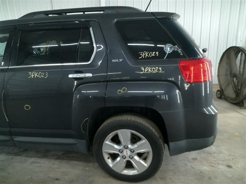 TERRAIN 2015 Fuse Box Cabin 1044001691