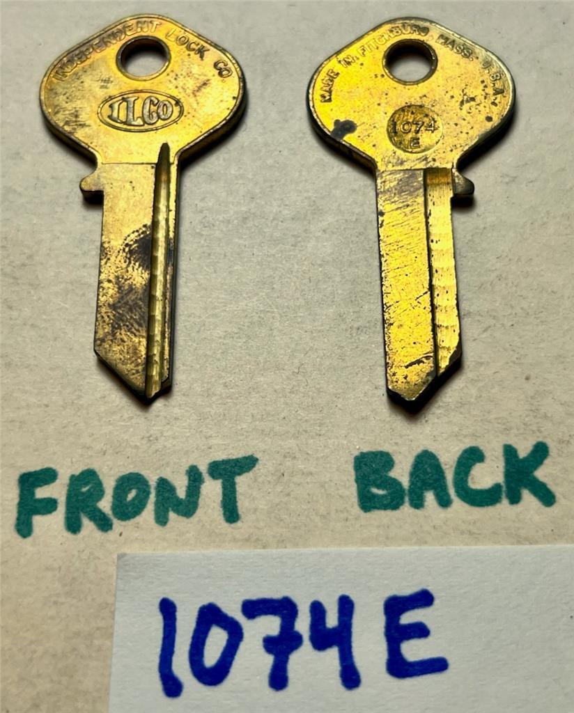 Vintage 1970s 1980s NOS ILCO 1074E brass key blanks, new old stock 74E
