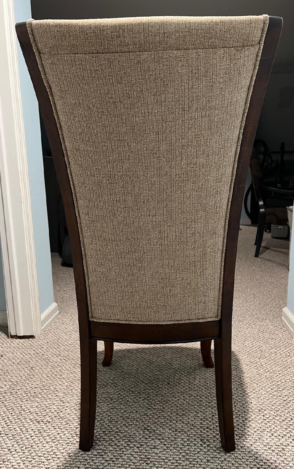 Dining Room set 6 chairs Excellent used condition pickup only