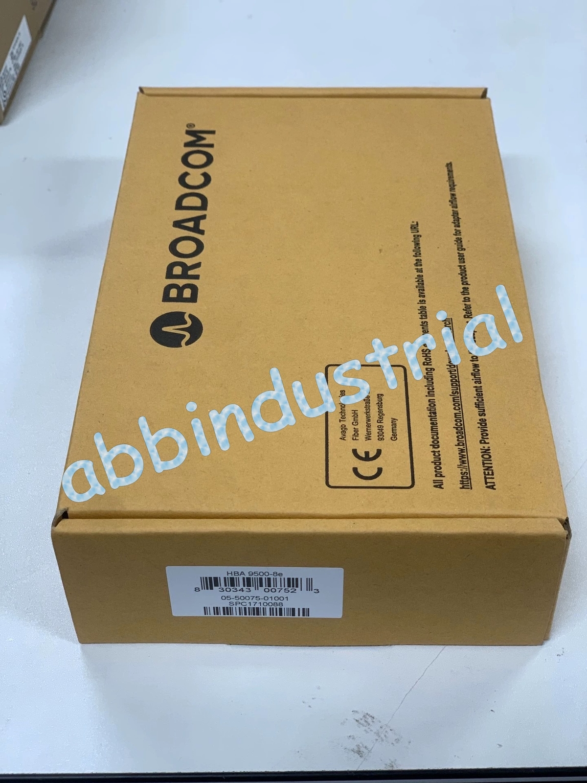 New BroadCom 9500-8e 8pt Ext 12GB Tri-Mode HBA Storage Adapter US-SameDayShip