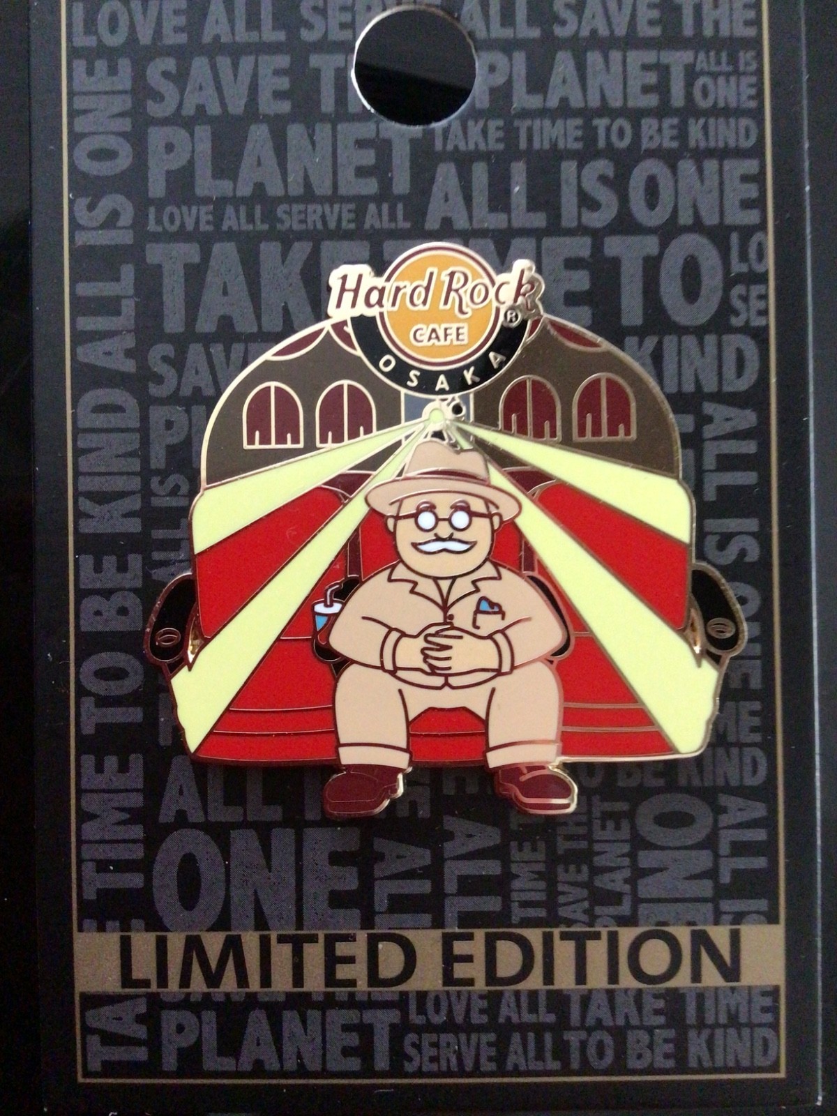 HRC Hard Rock Cafe Osaka UCW Old Theatre Pin 2025, LE 300