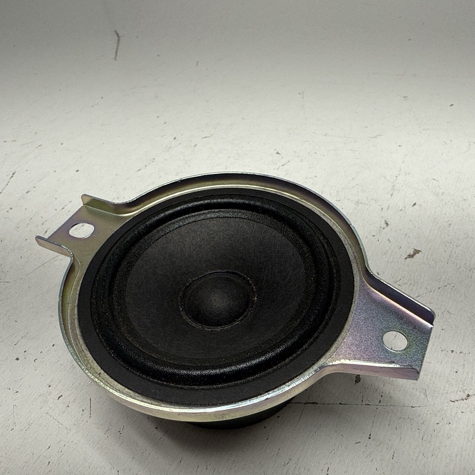Chevrolet GMC Cadillac OEM Rear Speaker 85135985
