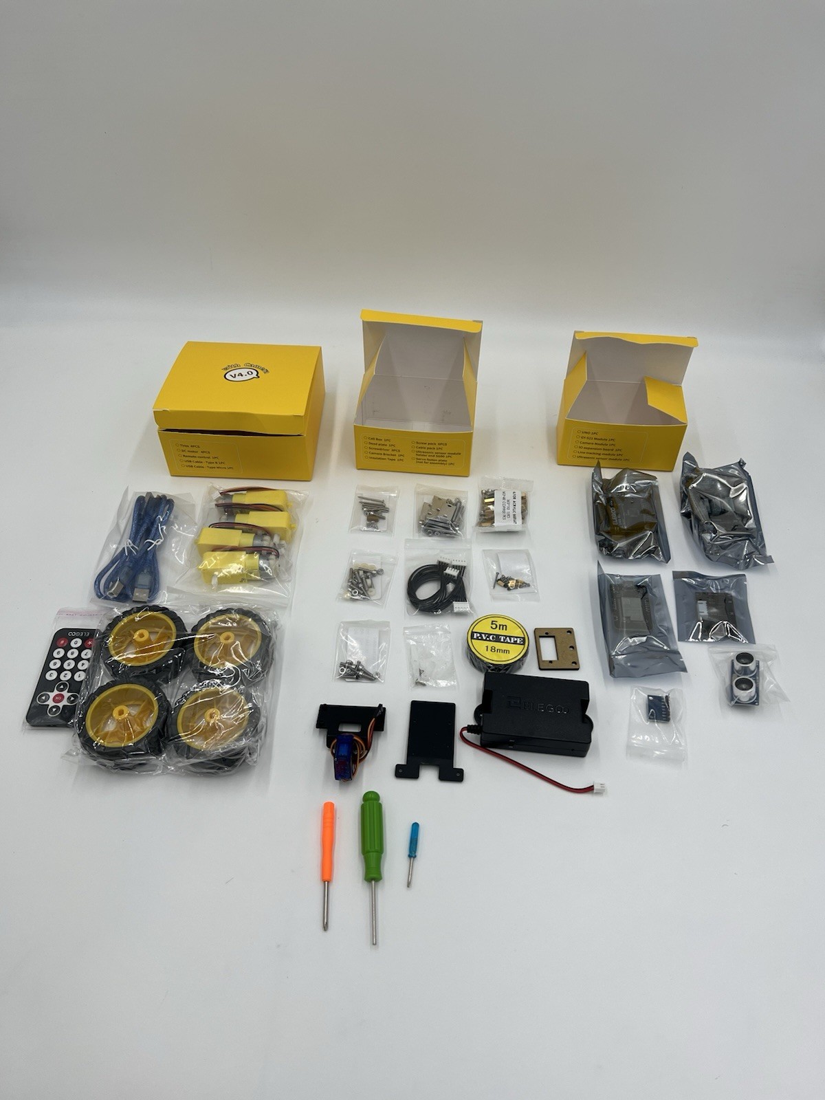 NEW Elegoo UnoR3 Project Smart Robot Car Kit V 3.0 Plus Programming Engineering