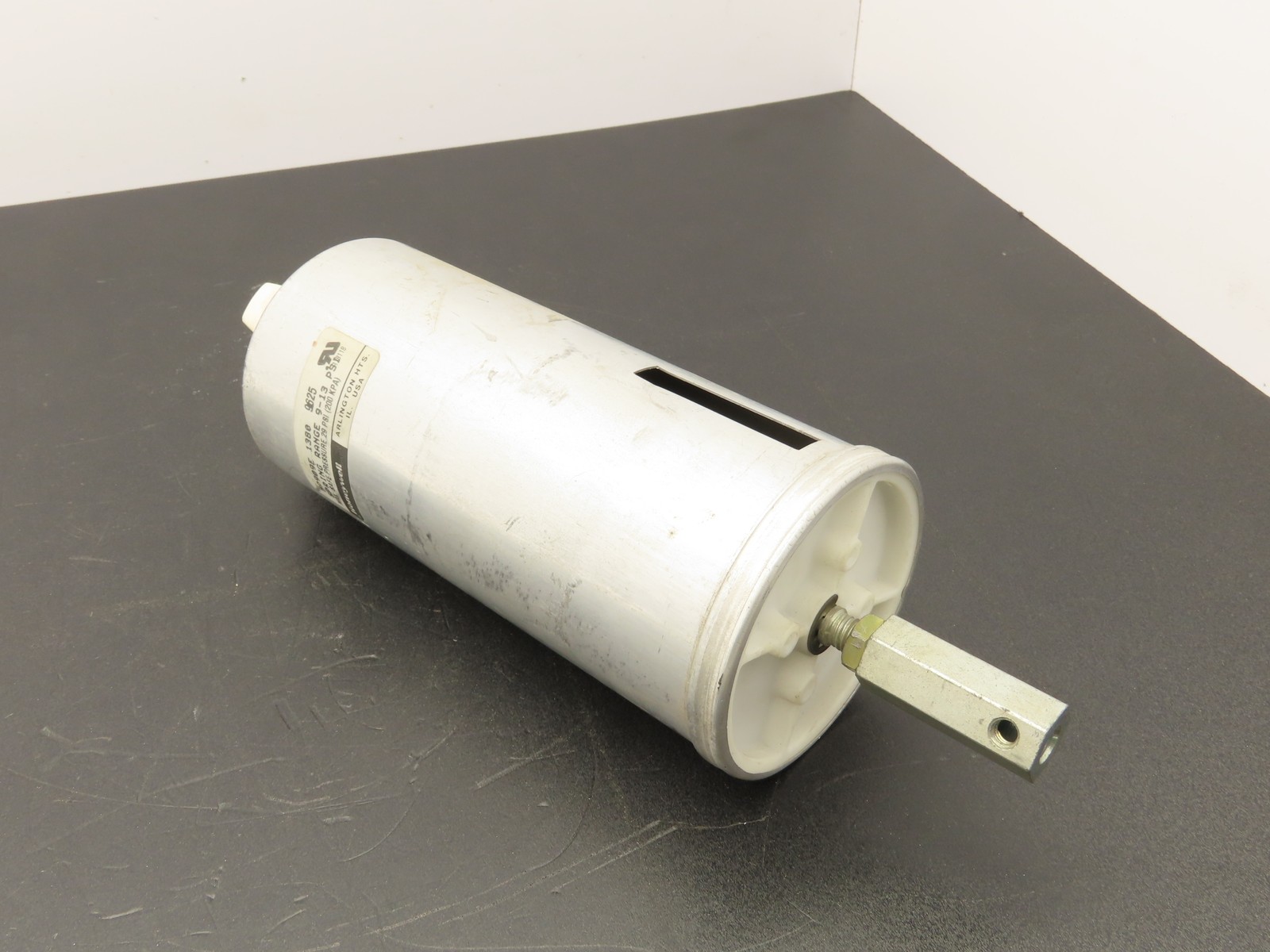 Honeywell MP909E 1380 9625 Pneumatic Damper Actuator Spring Return 9-13PSI