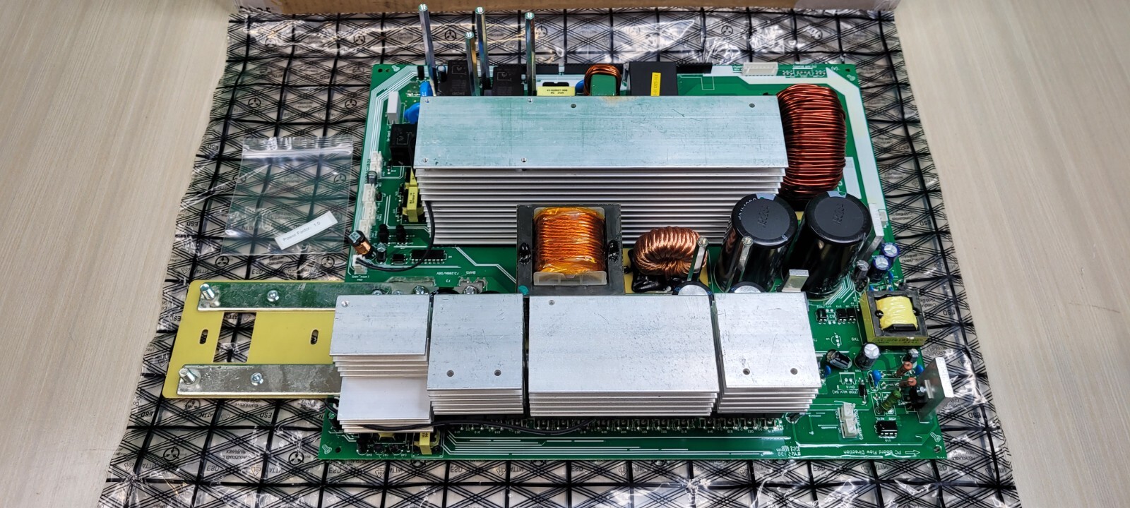 Solar MD Inverter Board 16-500558-05G Solar Panel 5kVA 48V Replacement PCB