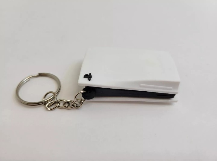 PS5 PlayStation 5 White Console Video Game Themed Rubber Keychain Keyring New