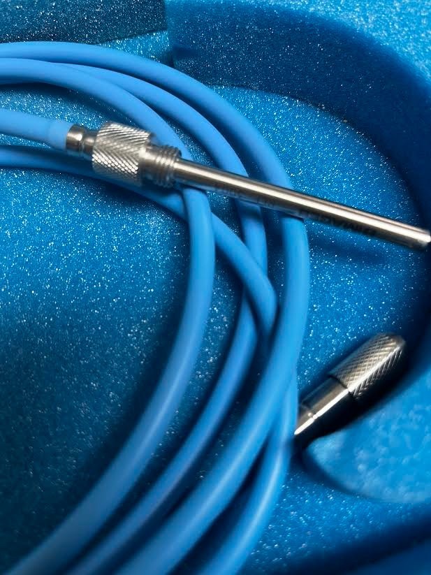Dyonics 3004 Fiber Optic Light Cable& 2147 Light Adaptor -Exc. Working Condition