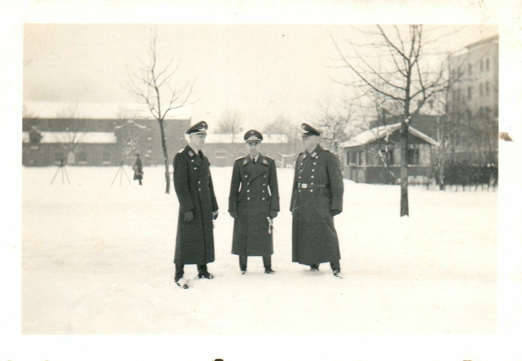 Photo, World Cup, flight detector course Nuremberg 1939: "The dressers" in th...