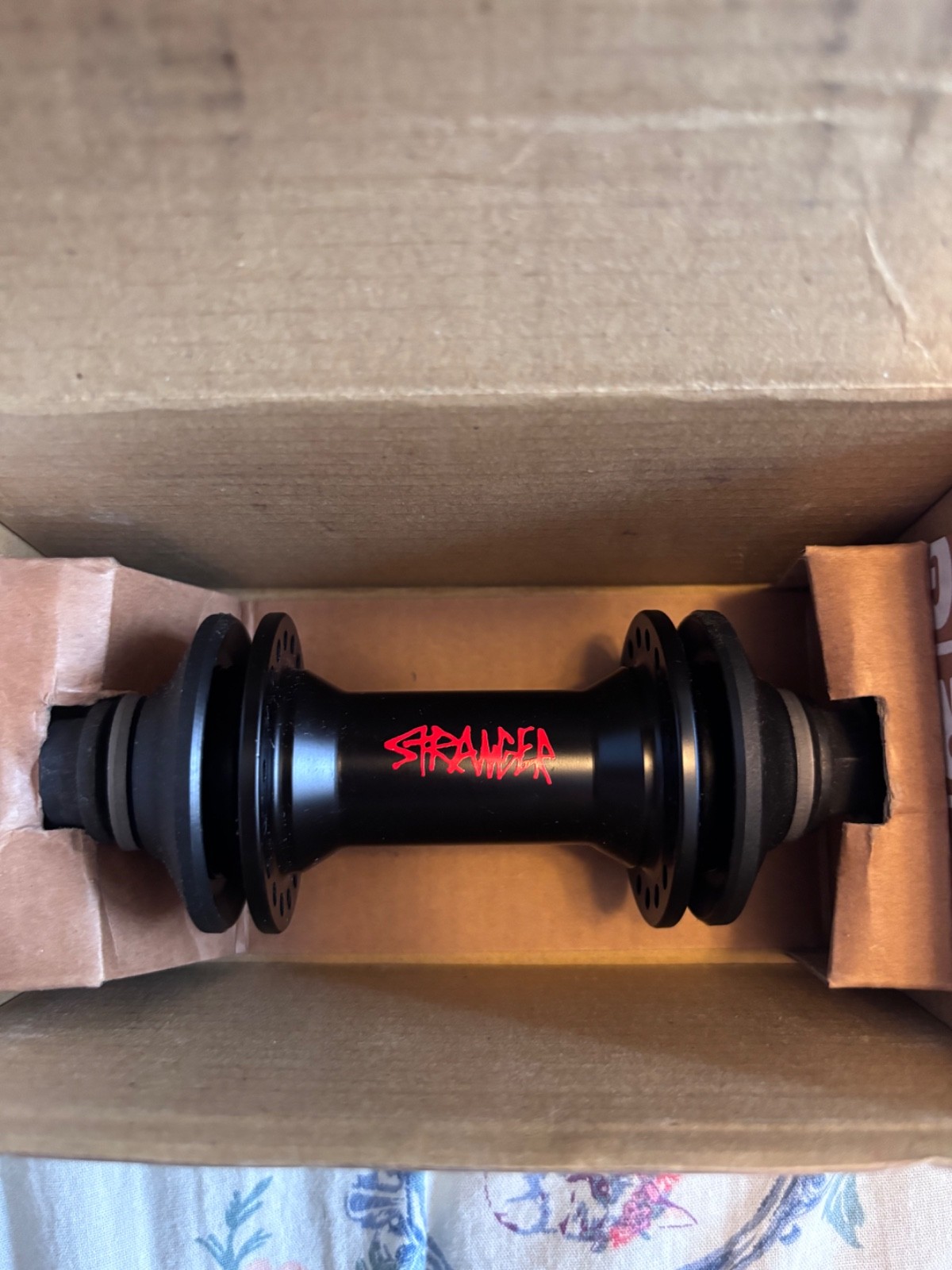 Stranger Crux front hub brand new