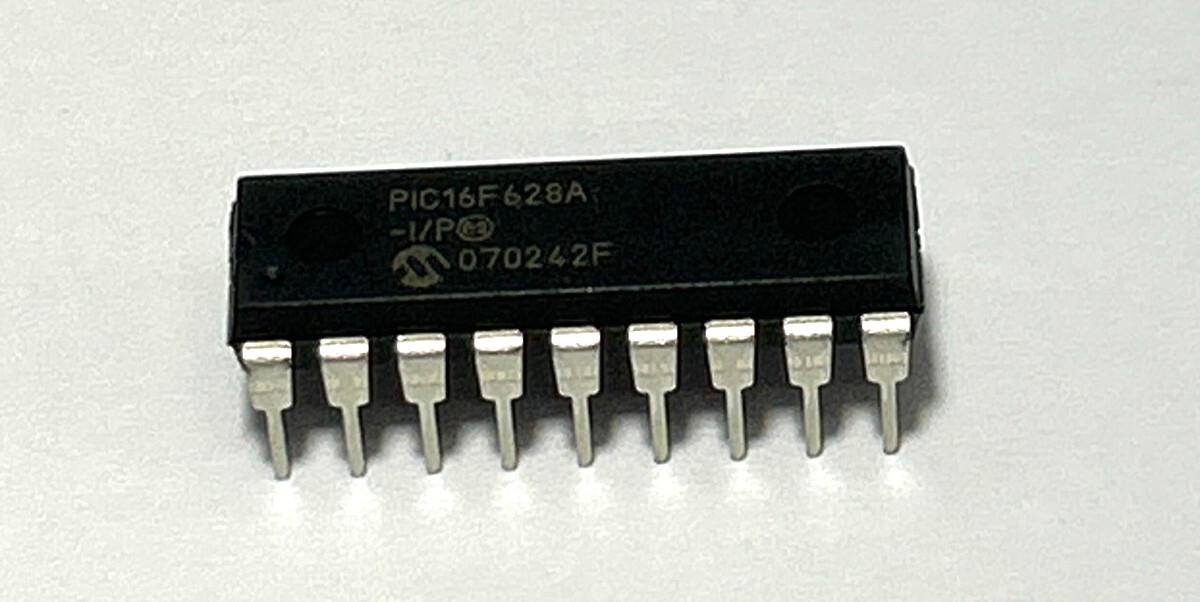 MICROCHIP INTEGRATED CIRCUIT MICROCONTROLLER PIC16F628A I/P LOT OF 25