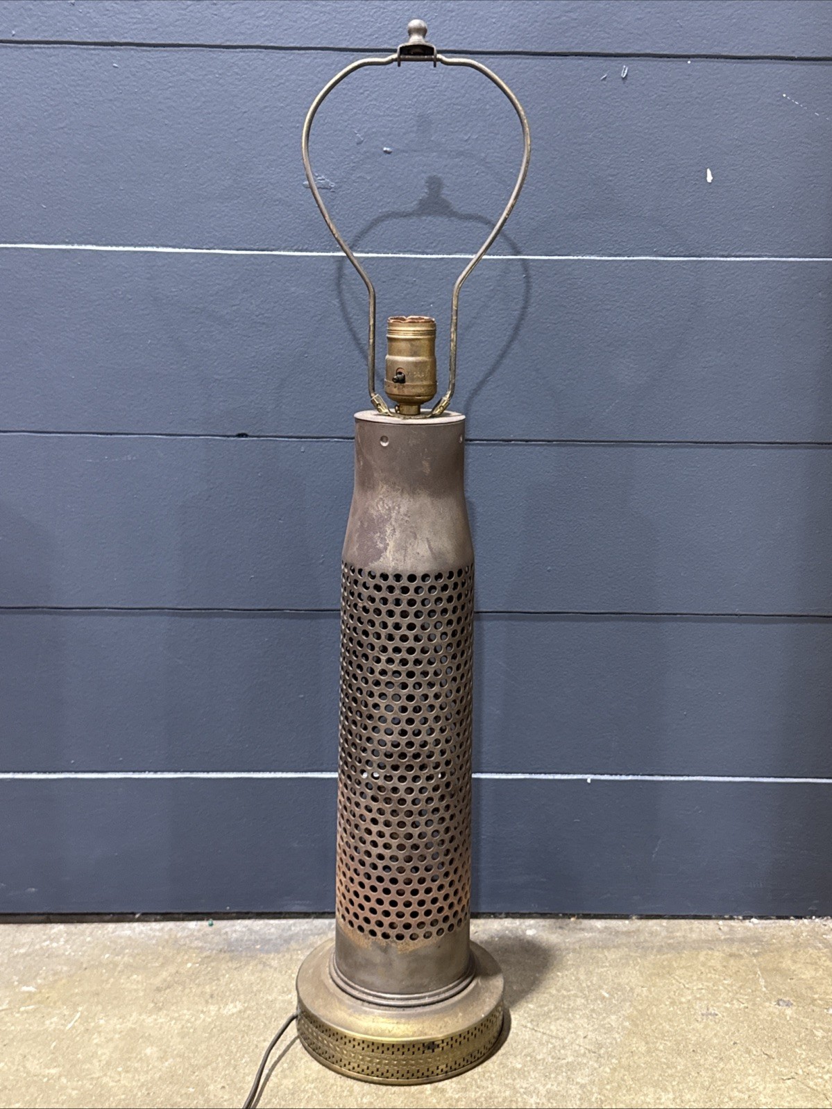 Antique Vintage Rare TRENCH ART Lamp Brass Base Artillery Shell Large 27.5 in