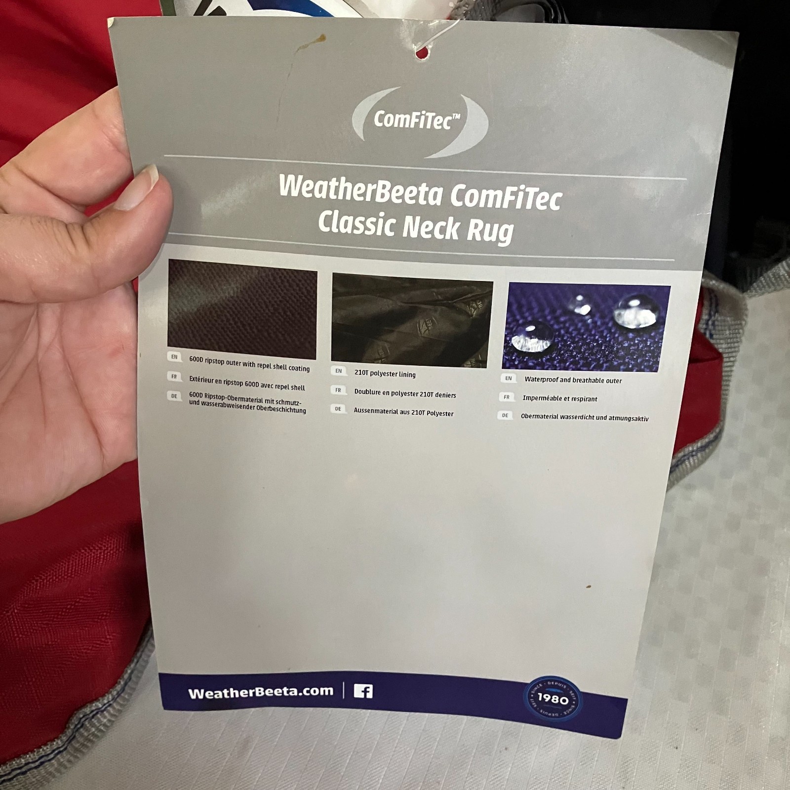 WeatherBeeta ComFiTec Classic Neck Rug Lite Size Warmblood Red/Silver/Navy
