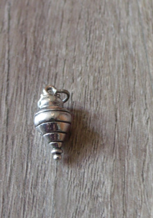 COLLECTIBLE SILVER COLORED TOPS TOY TOP CHARM
