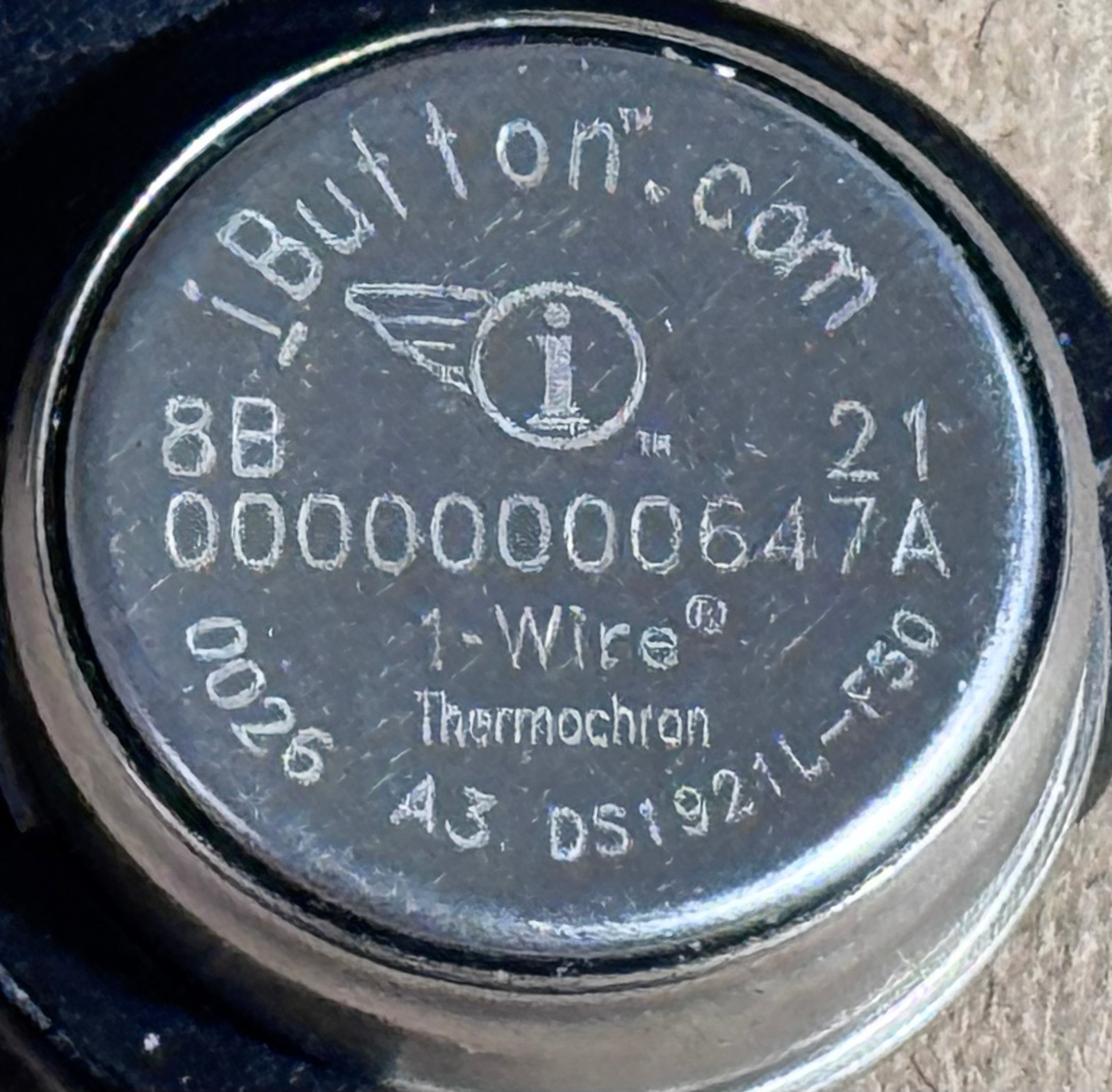 Vintage Dallas Semi 1-wire THERMOCHRON temperature logger iButton DS1921L-F50