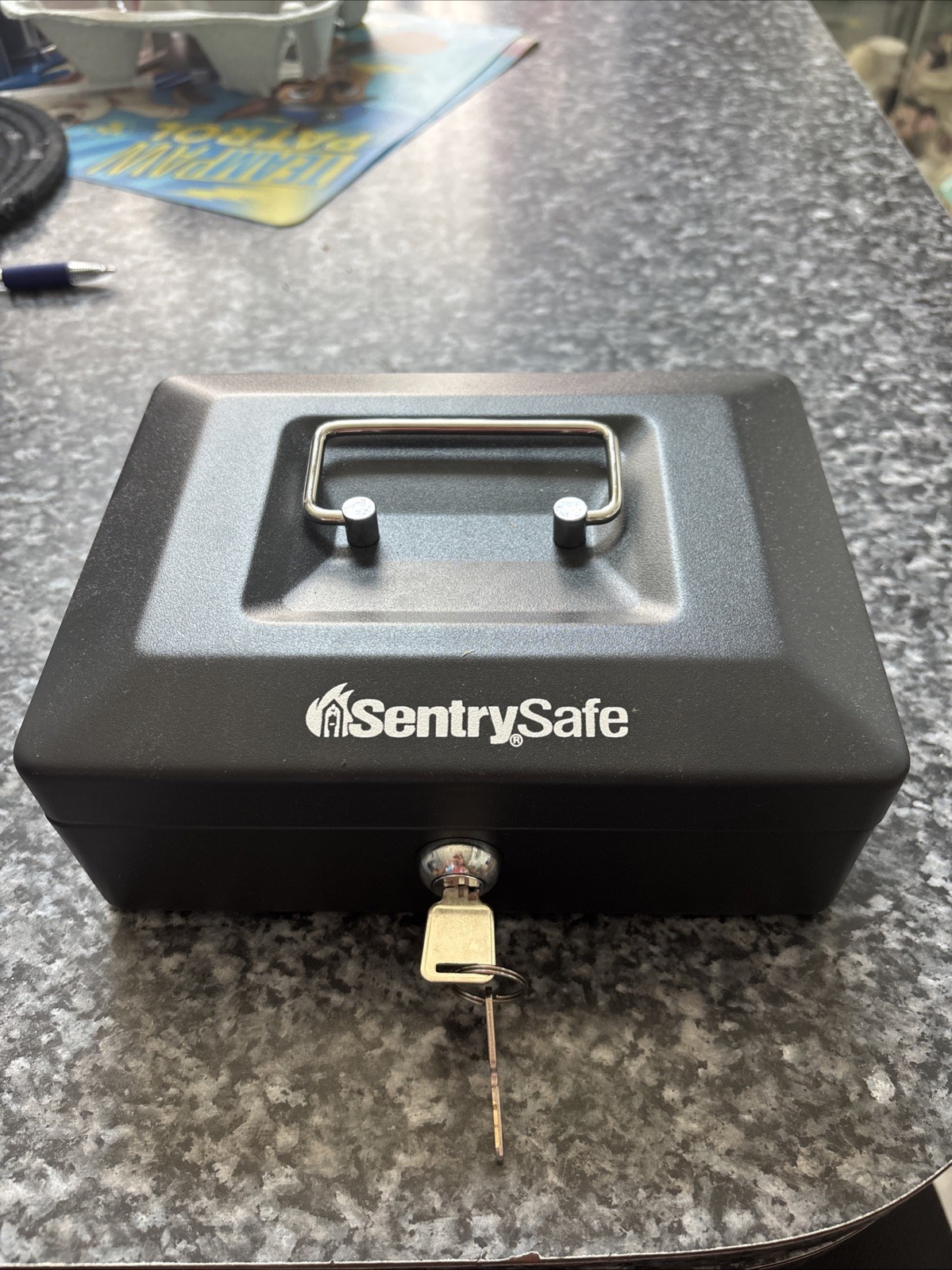 SentrySafe CB-12 Cash Box with Money Tray and Key Lock 0.21 cu Feet Black