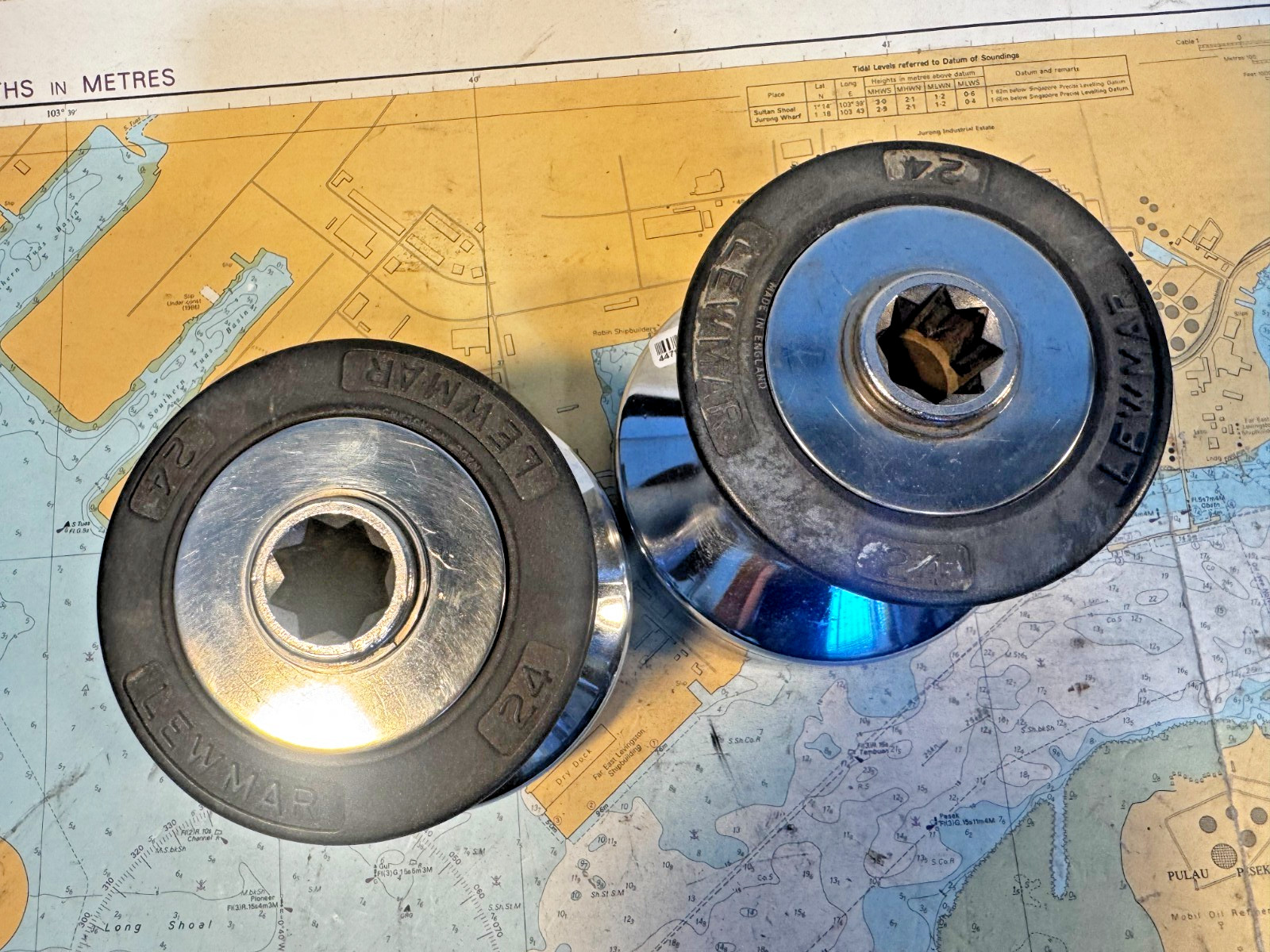Lewmar Two Speed #24 (1-Pair) Winches