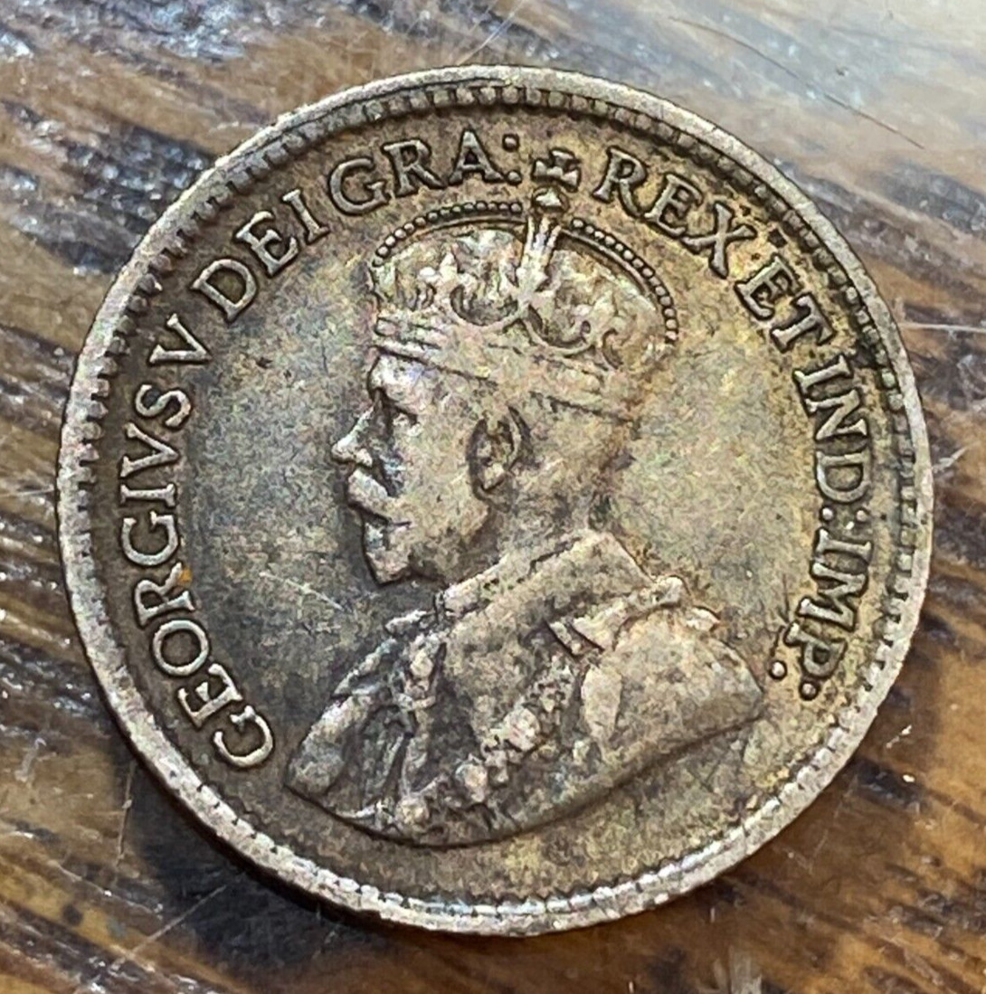 1917 Canada 5 Cents Nice Original XF KM-13 CHRC