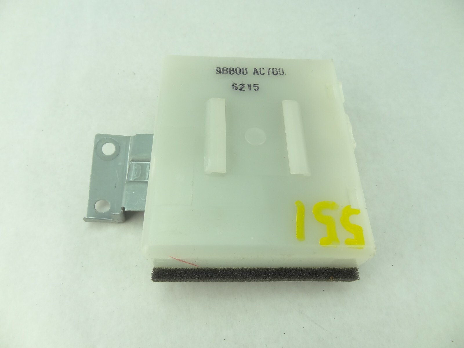 2005 2006 Infiniti G35 Seat Control Module Computer 98800ac700