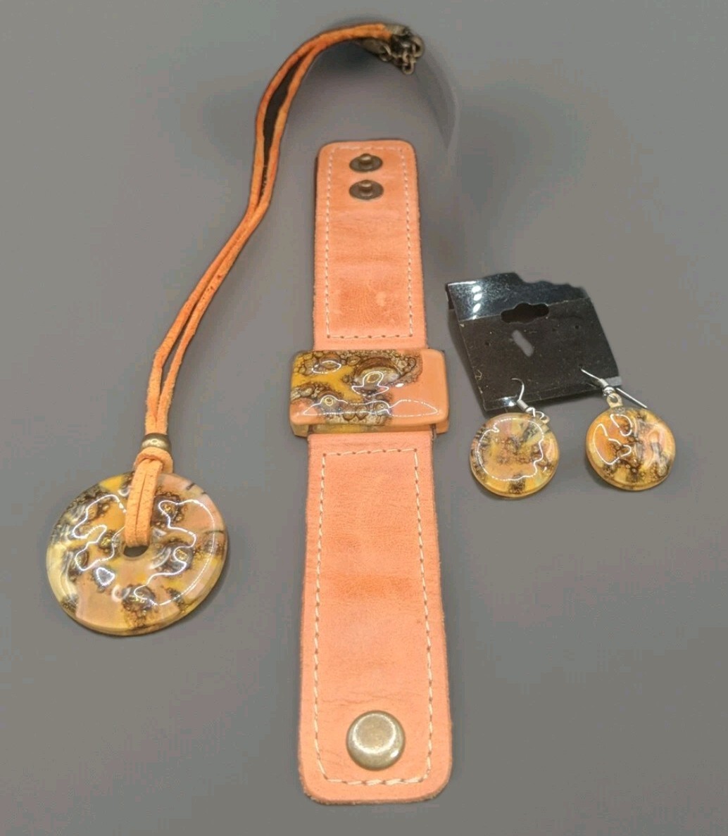 Vitrofusion Handmade Leather Cuff Bracelet Necklace Earrings Jewelry Set