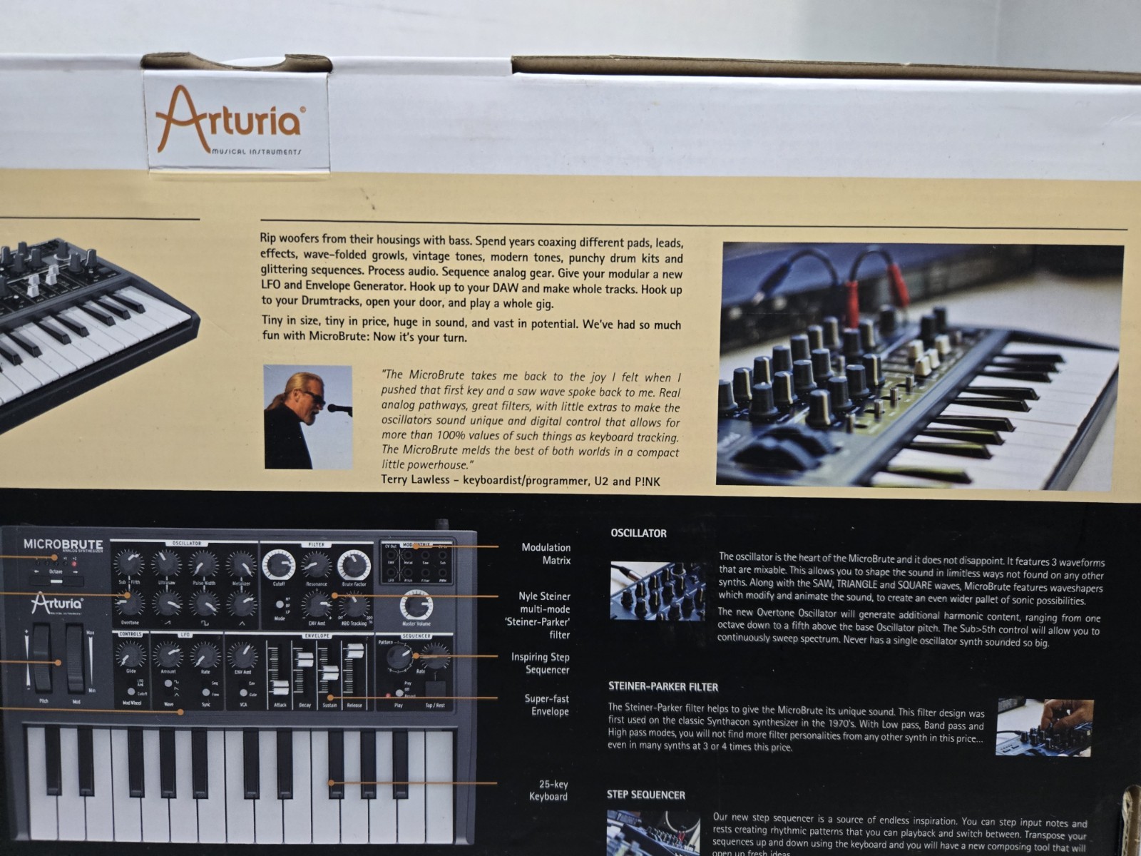 Arturia MicroBrute Analog Synthesizer Keyboard Midi USB
