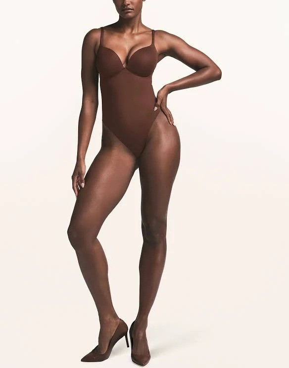 NWT SKIMS Ultimate Body Push-Up Thong Bodysuit Cocoa Medium Style SL-THG-8044W