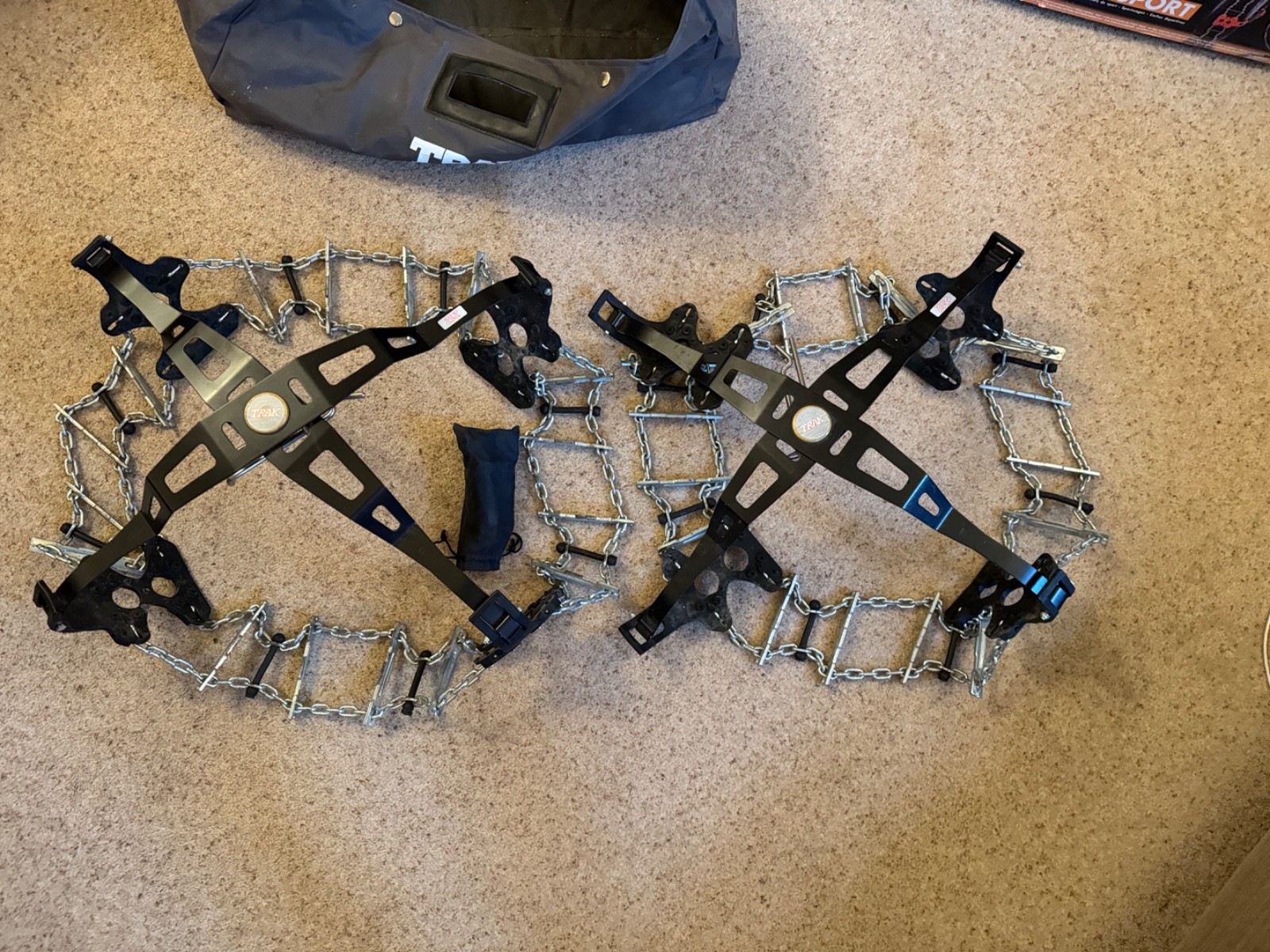 Snow Chains - Maggi Trak Sport 212.  Easy To Fit - Used once