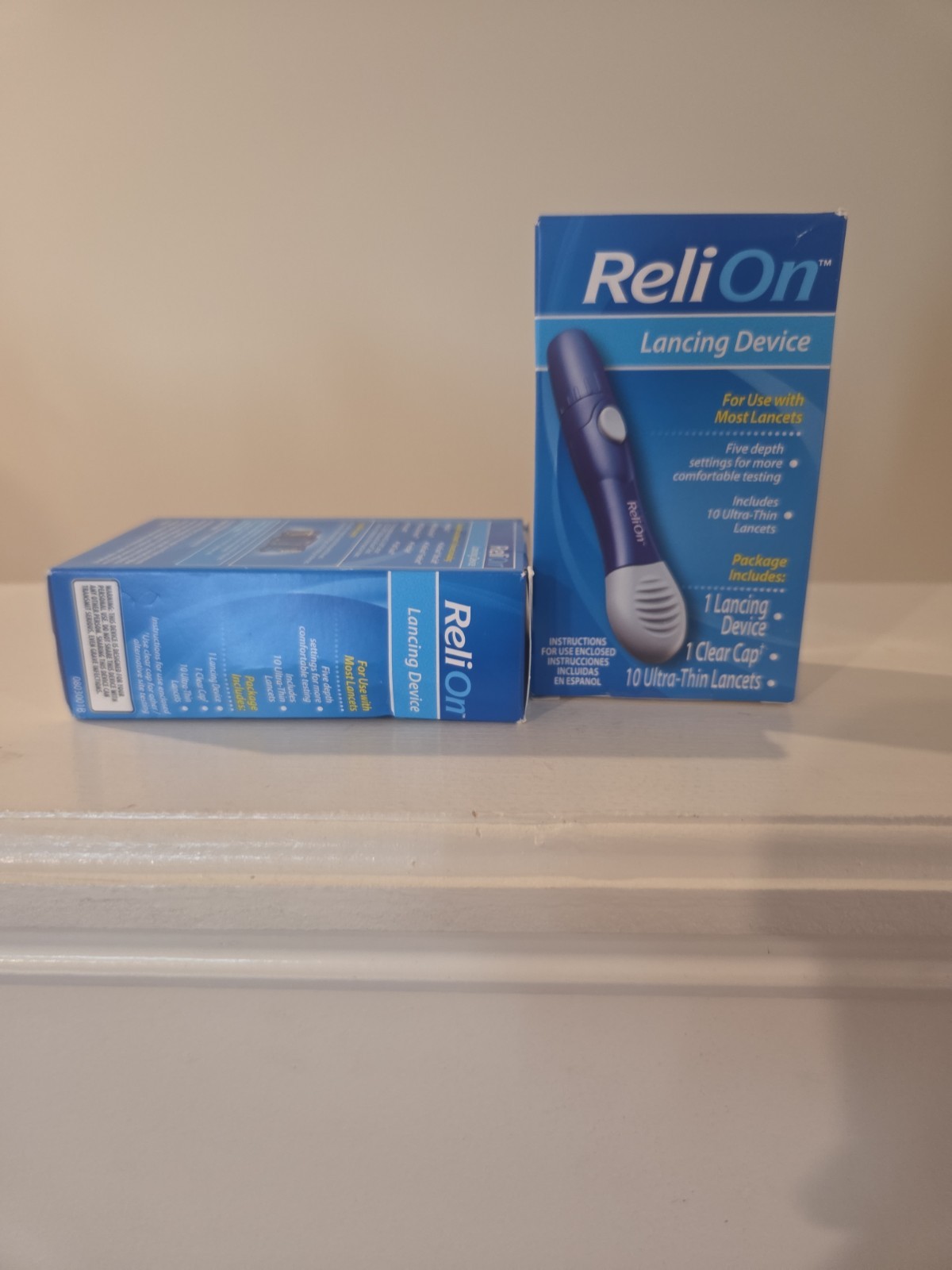 ReliOn Rel-7361 Lancing Device with10 Ultra Thin Lancets