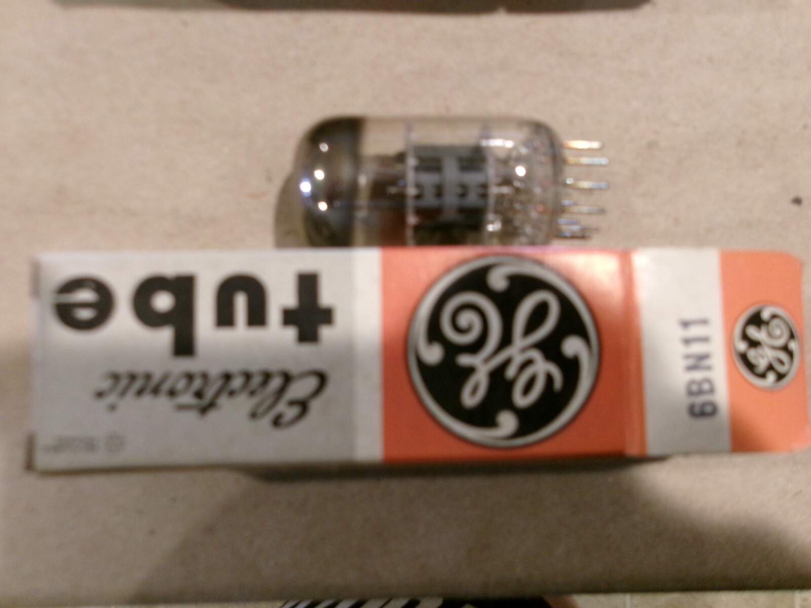 OEM VINTAGE ELECTRONIC TUBE GE 6BN11