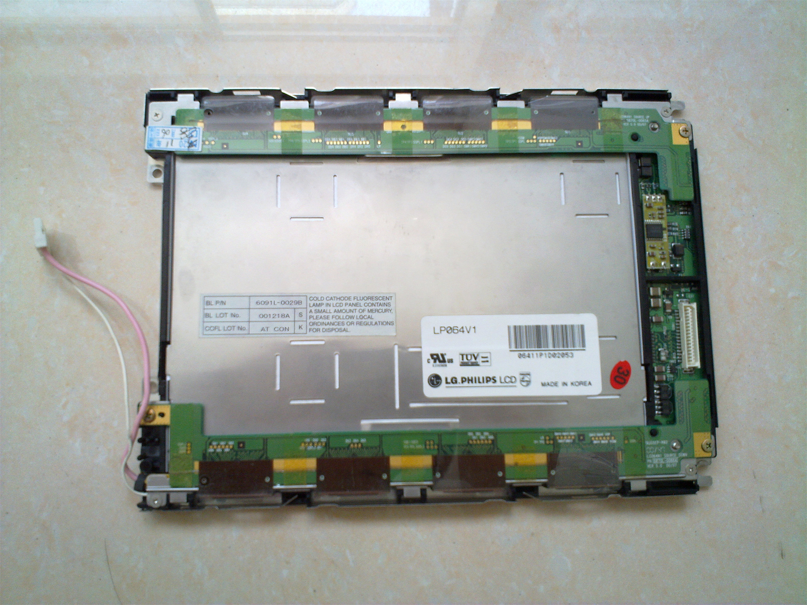 A screen LP064V1  The 6.4-inch LCD panel 90 days warranty