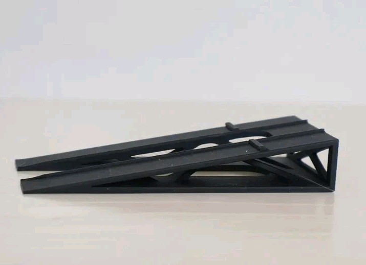 1:64 Scale Single Car Ramp Display Garage Model Black Diorama Photography
