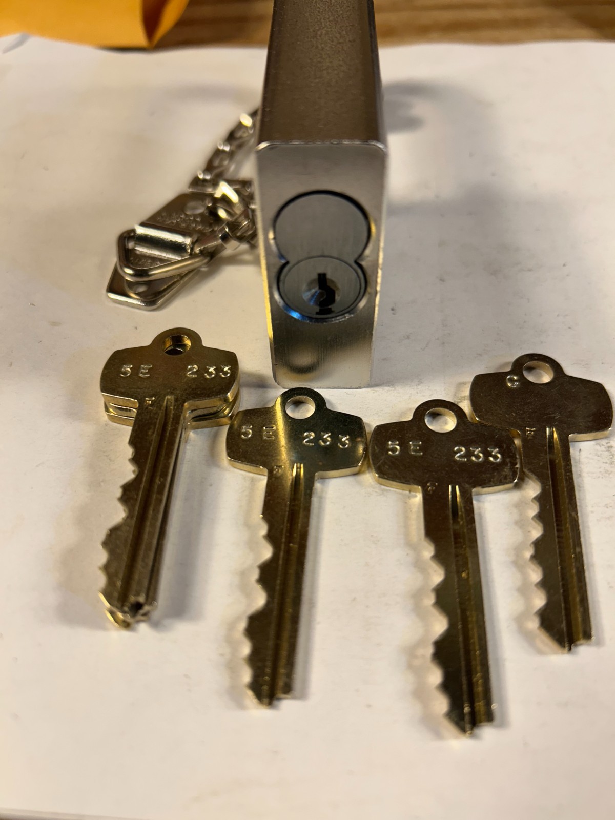 1-American Lock 3261 new padlock keyed