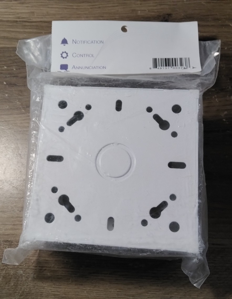 NEW SPACEAGE ELECTRONICS 2 GANG INFINITY WHITE BACK BOX IGB2W