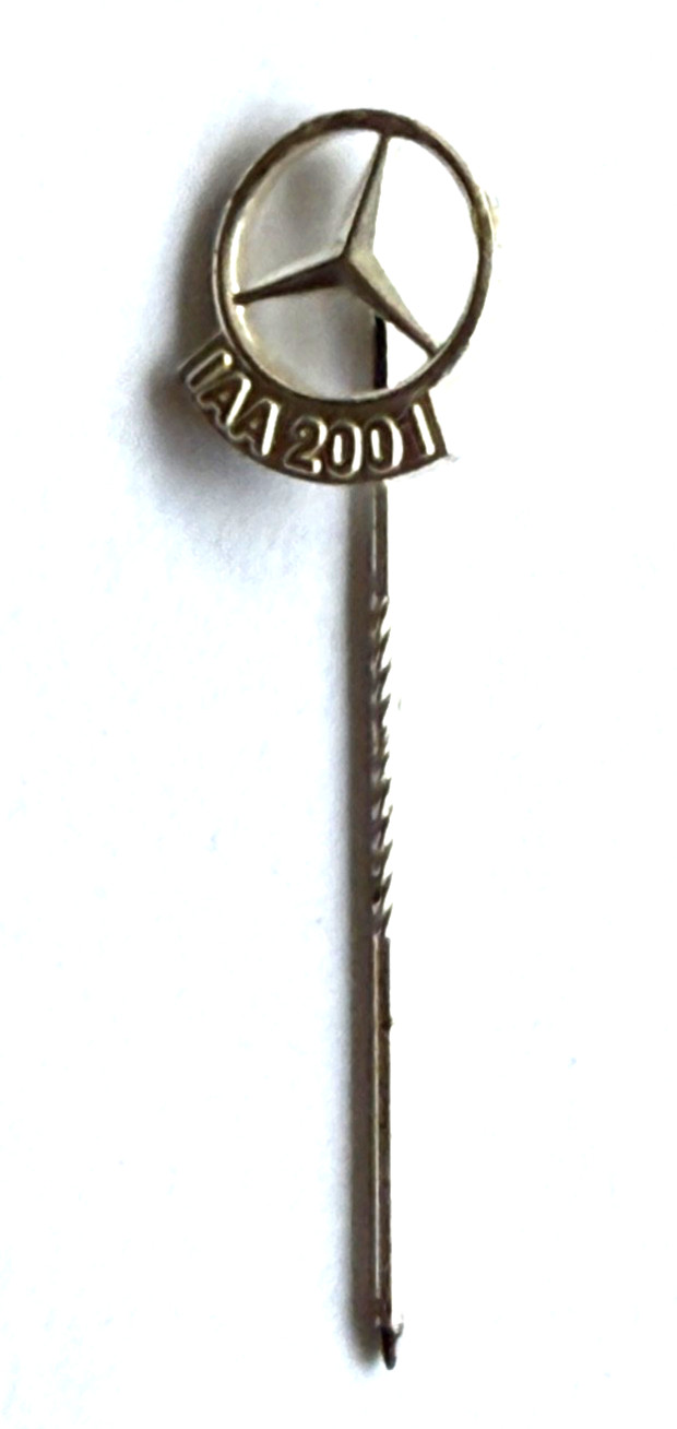 Mercedes Benz Star Logo IAA 2001 Pin (H36)