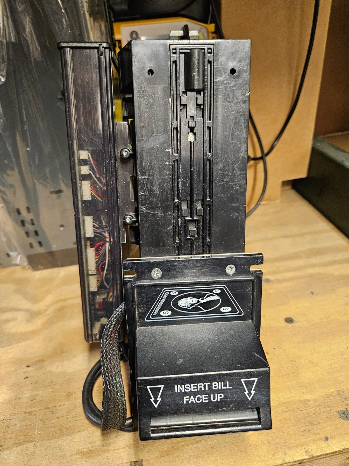 UPGRADE! Mag50B to Replace Older Coinco BA50B Bill Acceptor Validator , 117Volt