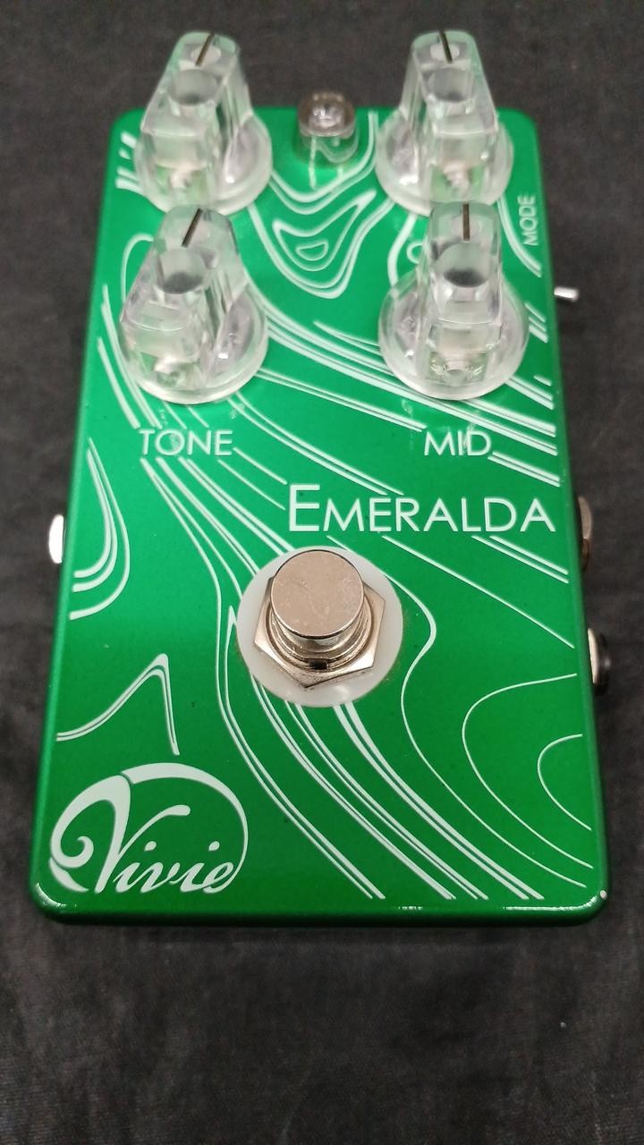 VIVIE / EMERALDA (no04022026)