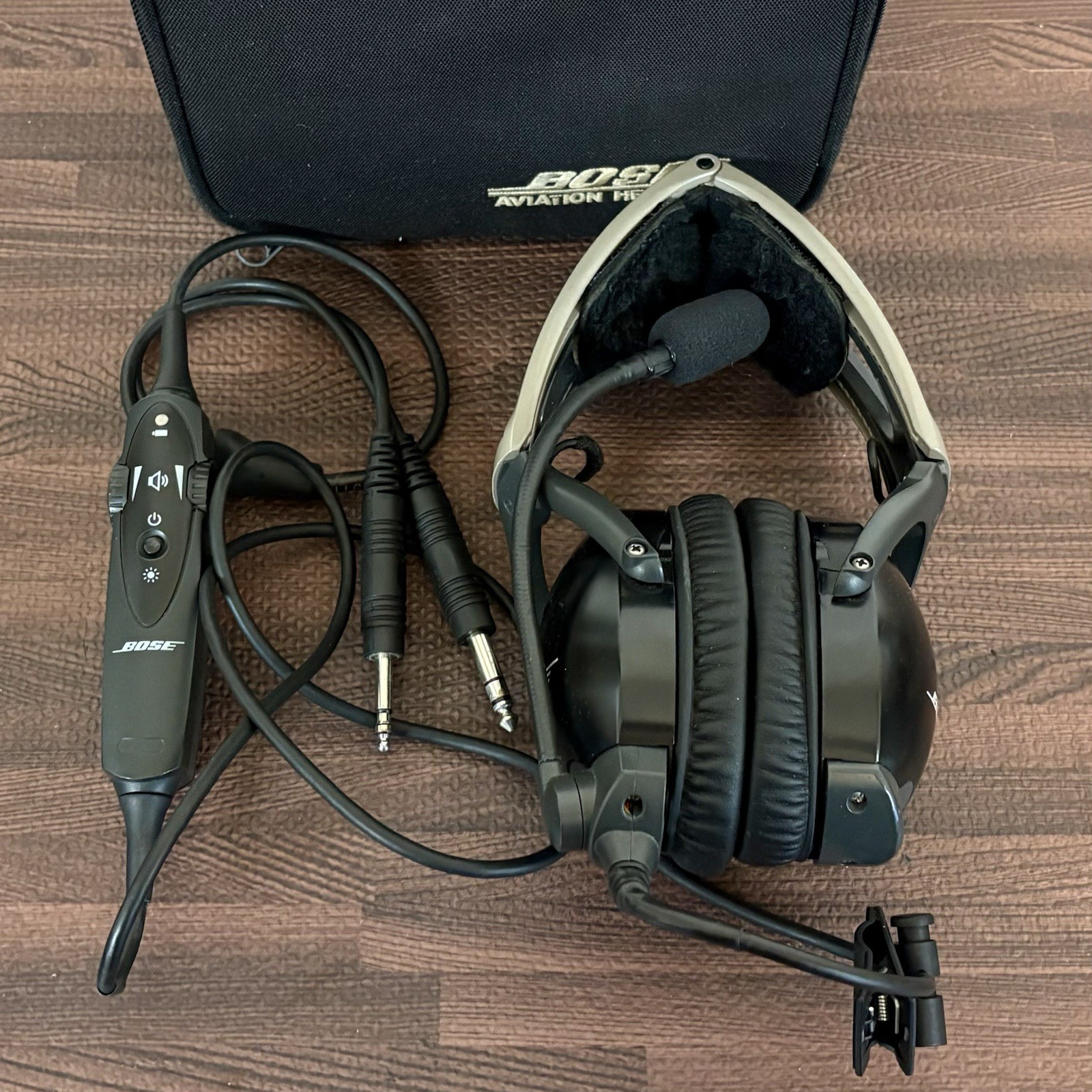 Bose X Aviation A10 Dual GA Plugs Headset AHX-32-01