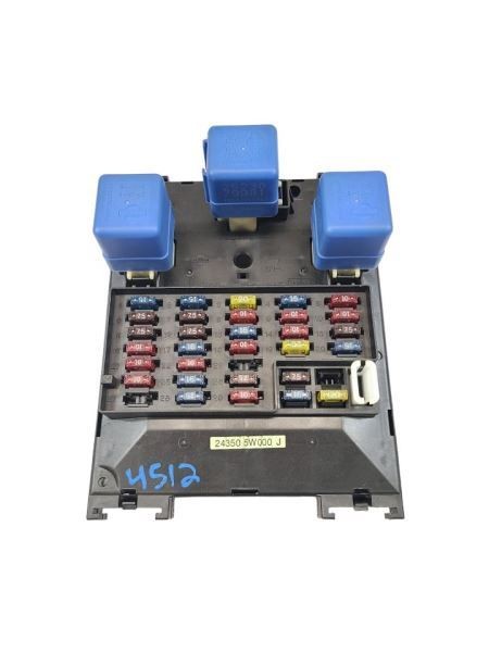 QX4       2002 Fuse Box Cabin 574238