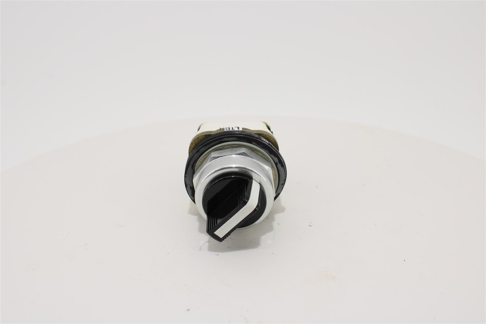 Allen-Bradley 800T-H19D1 Selector Switch | 2-Position | Spring Return | 1 NO