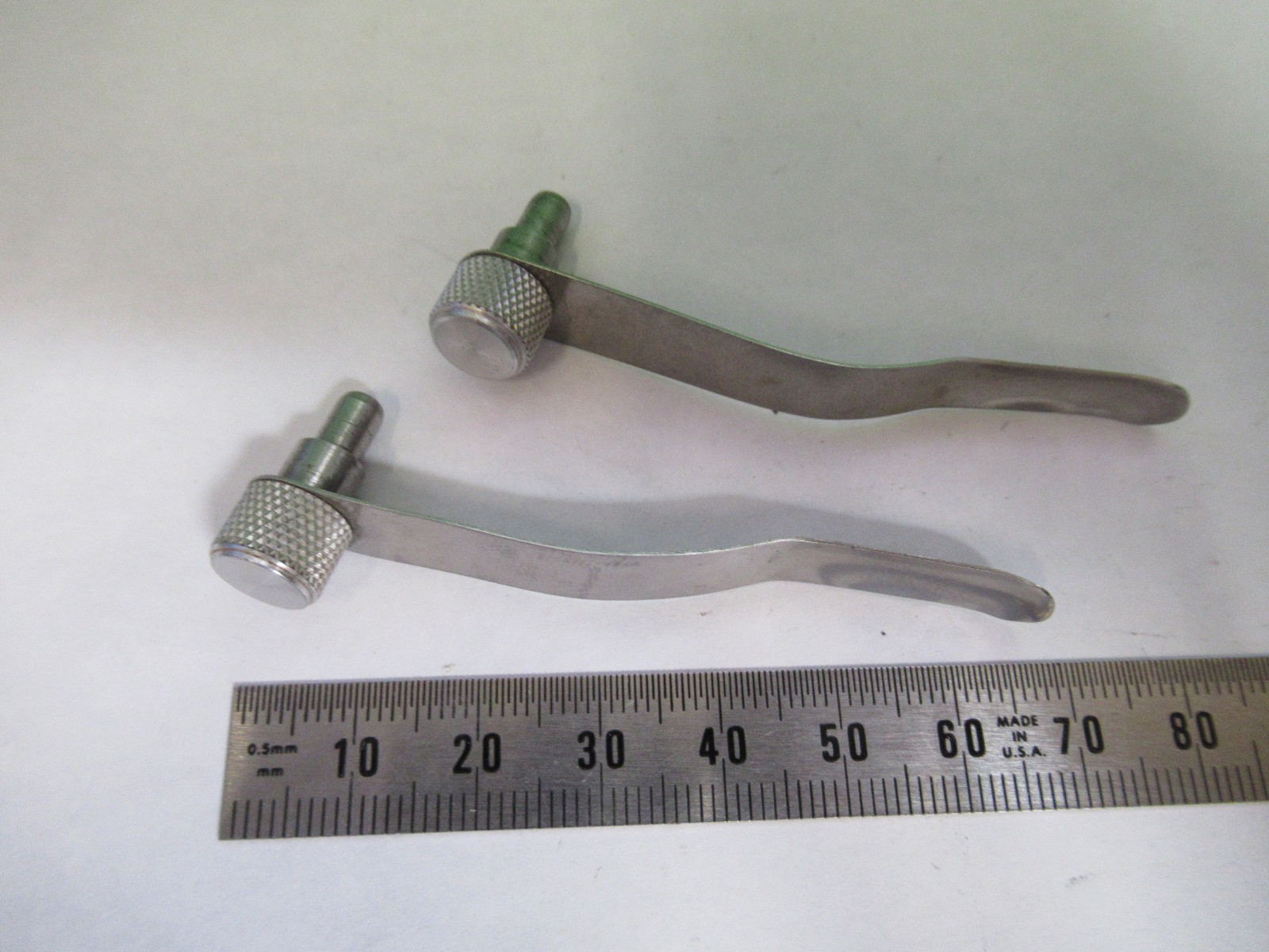 BAUSCH LOMB PAIR CLIPS STAGE MICROSCOPE PART AS PICTURED  T3-B-46