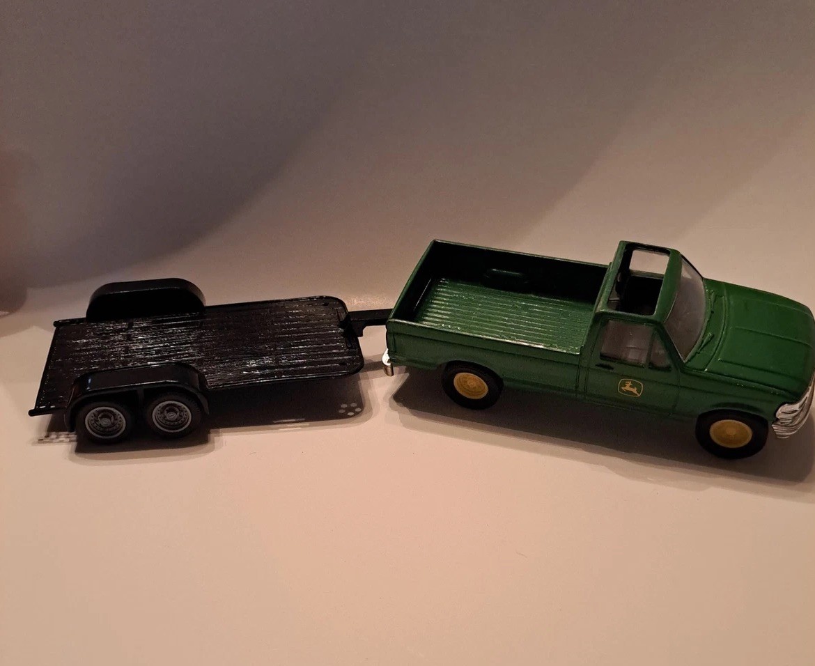 VTG Ertl John Deere Ford F-150 9 Pickup truck + Trailer Die cast Metal 1/32 2