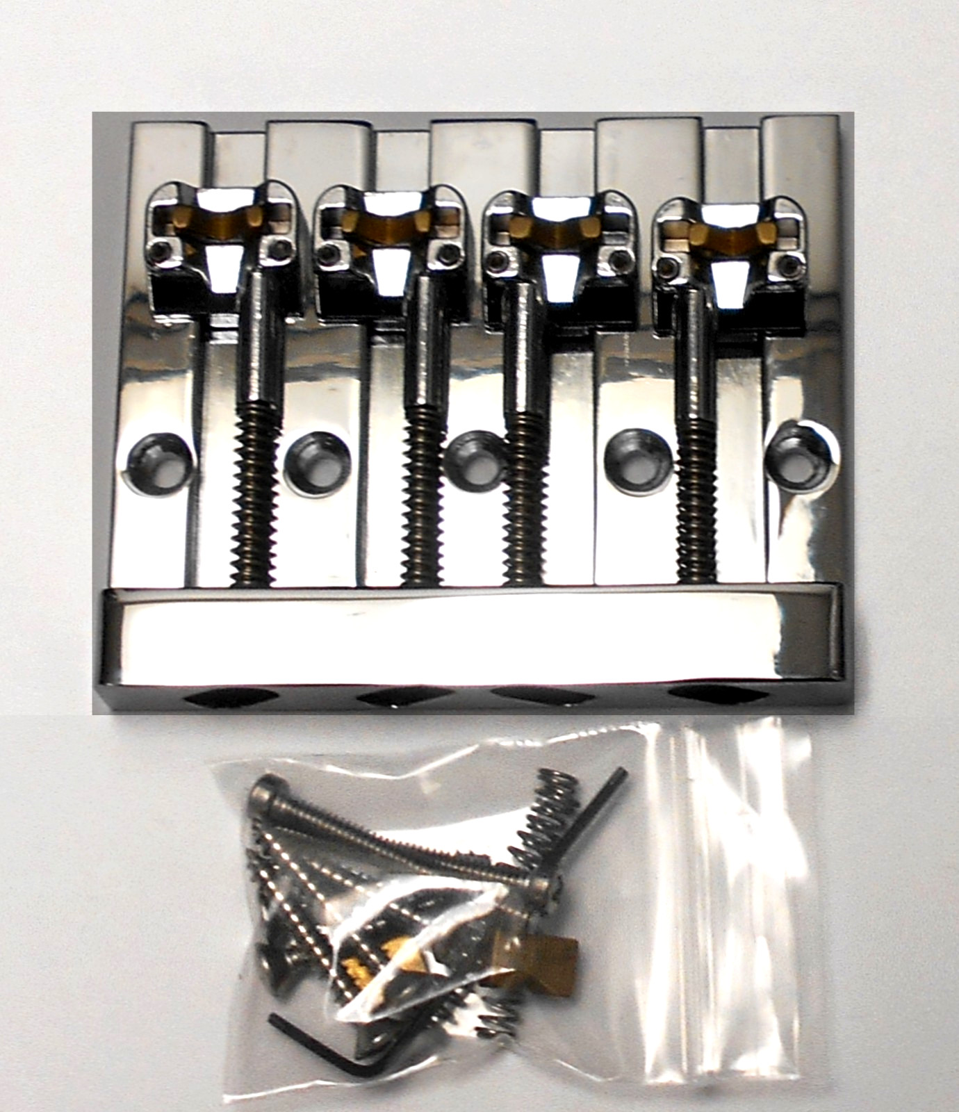 Hipshot 4 String MassKicker Bass Bridge Chrome - OPEN BOX