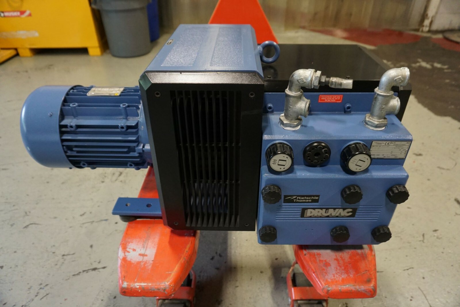 Used MBO / Rietschle Thomas KTA-60 Pump Vacuum / Pressure combination pump