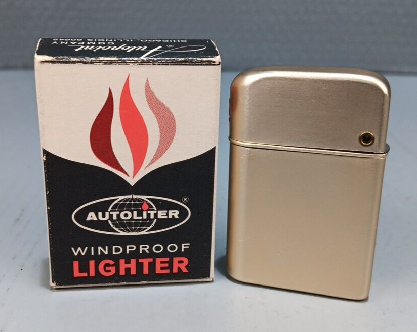 Autoliter  Aluminum Cigarette Lighter Rare Autopoint Chicago NOS
