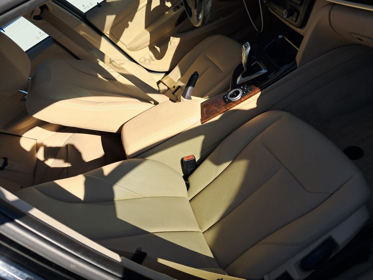 320I 2015 Glove Box 4905900