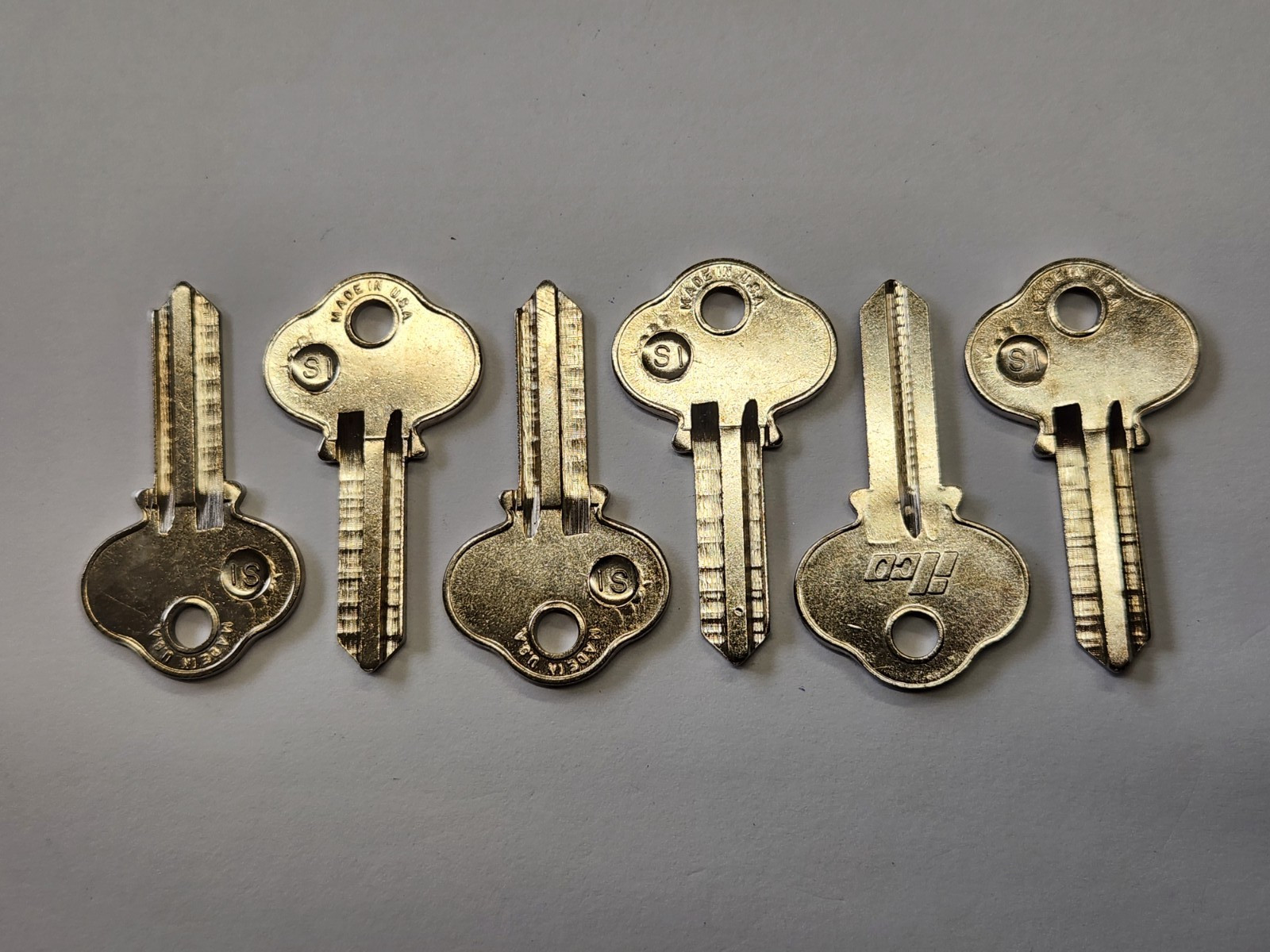 6 Ilco S1 Key Blanks    (rm.2-oo)