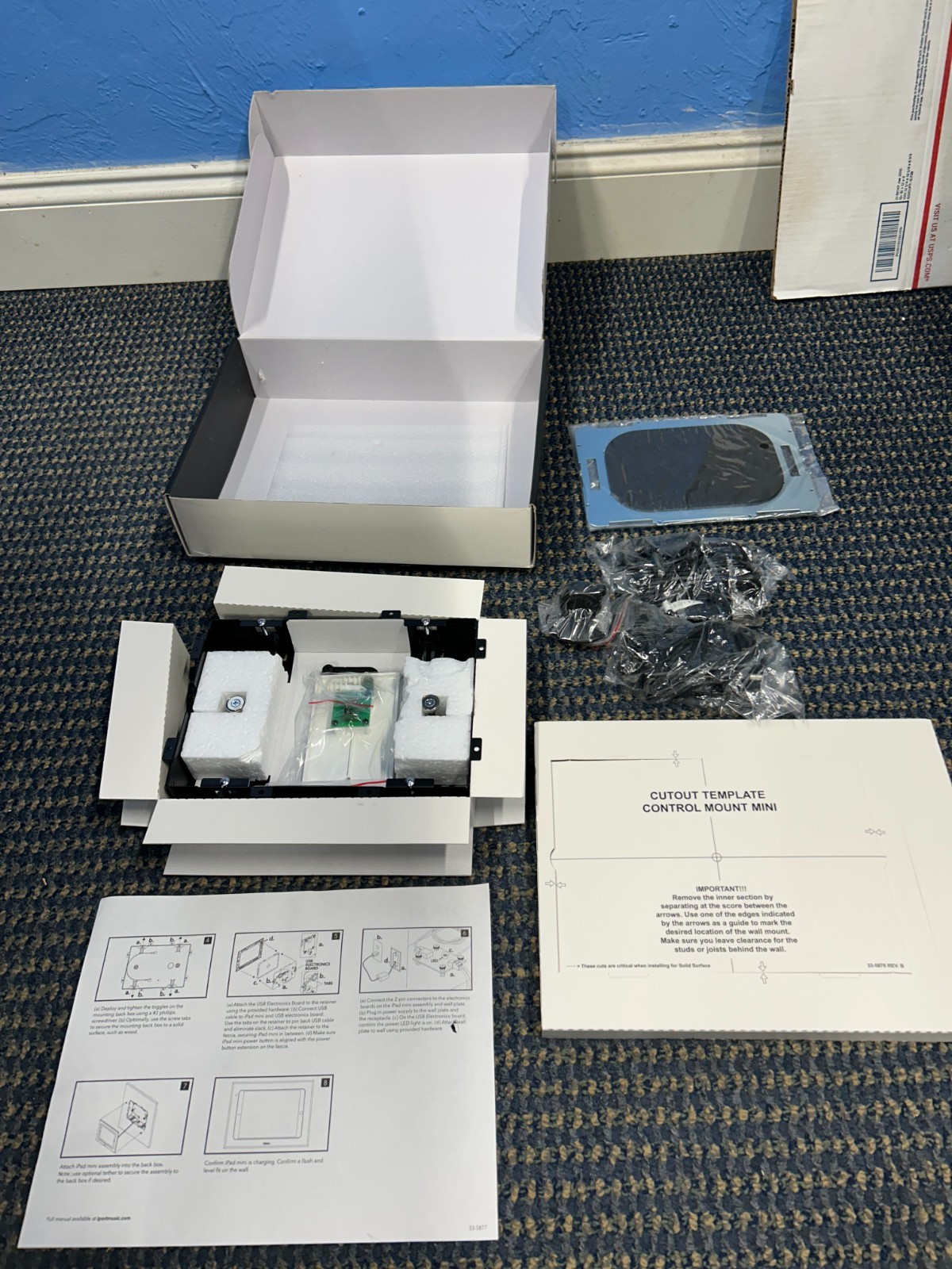 iPort Control Mount Mini CMSW2000V2 Compatible with Ipad Mini 1,2, and 3.