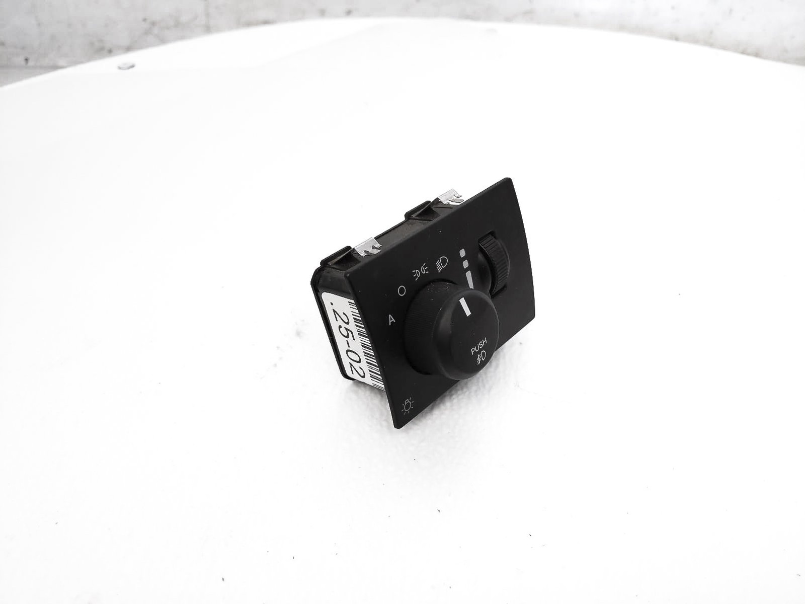 2008-2010 Dodge Challenger Headlamp & Dimmer Switch - Dash Mtd 68019678Ae