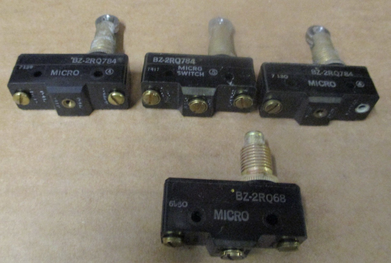 (LOT OF 4)  3 - MICRO SWITCH BZ-2RQ784 & 1 - MICRO BZ-2RQ68 *USED*