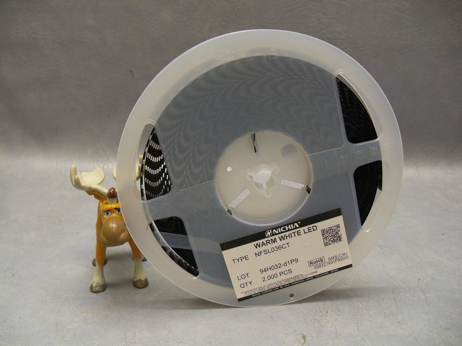 NFSL036CT Warm White LED NICHIA 2000 Piece Reel